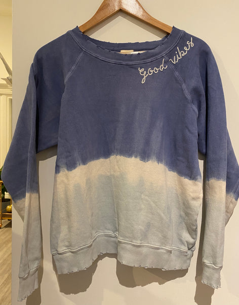 Ombré Good Vibes Sweatshirt